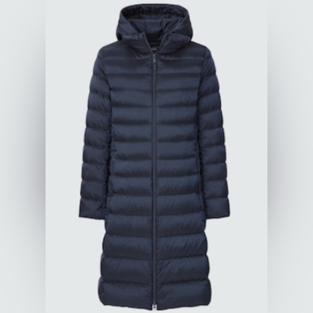 Uniqlo Women’s Ultralight Down Hooded Jacket in Navy Blue